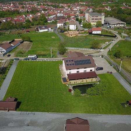 Rai Romanesc Saliste  Exterior photo