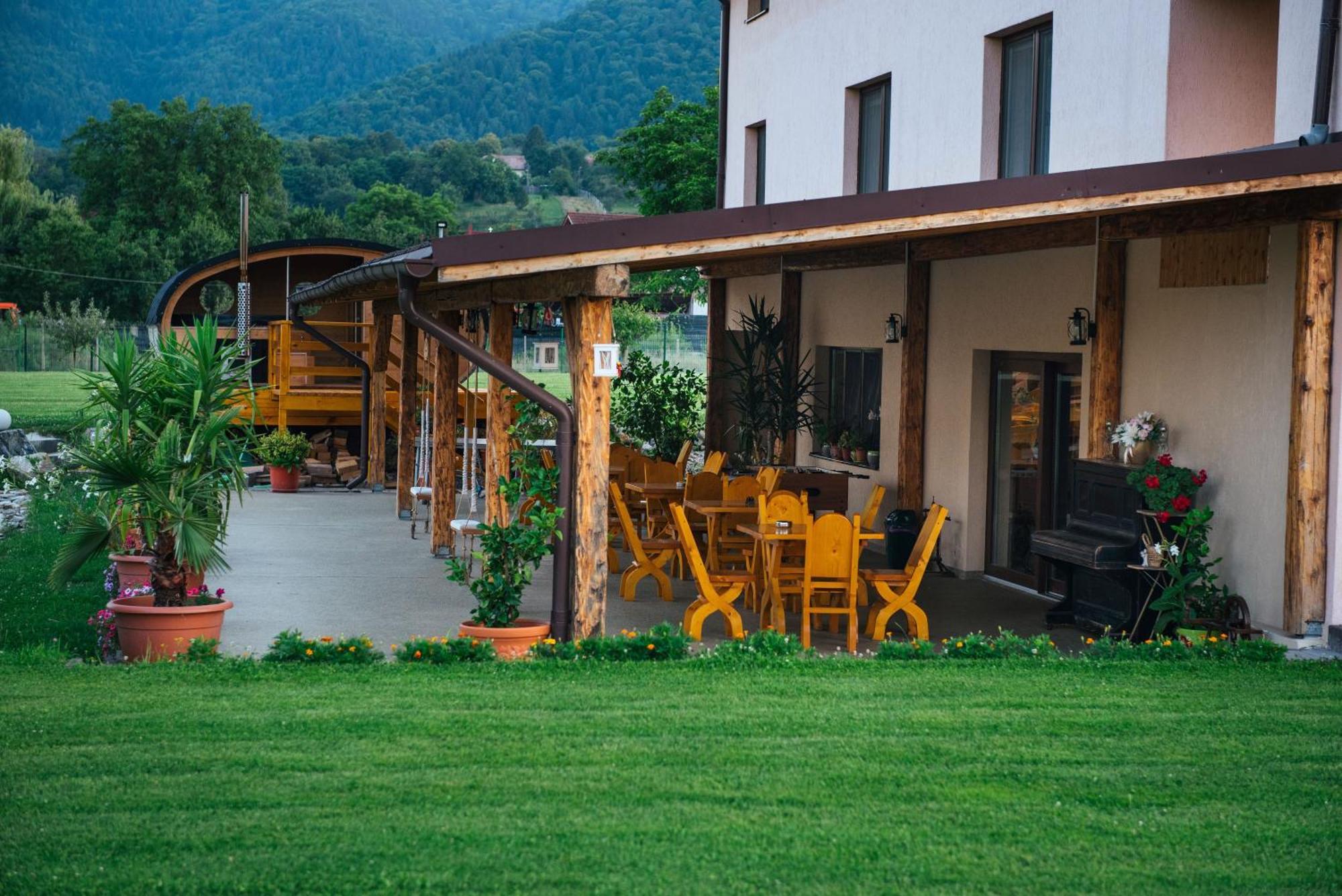 Rai Romanesc Saliste  Exterior photo